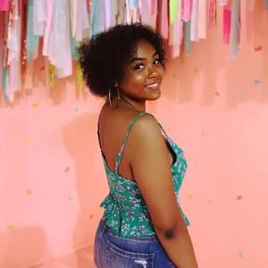 Meet your Posher, Sabryna